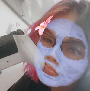 Meet your Posher, Jade